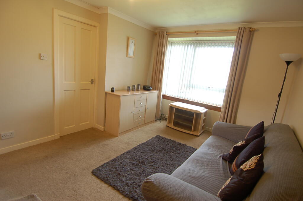 Apartment in Falkirk - View 3