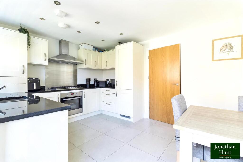 House in Stevenage - View 5