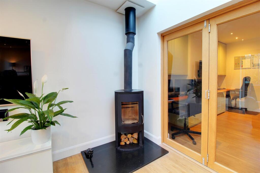 Additional image 14 of Moffats Lane, Brookmans Park