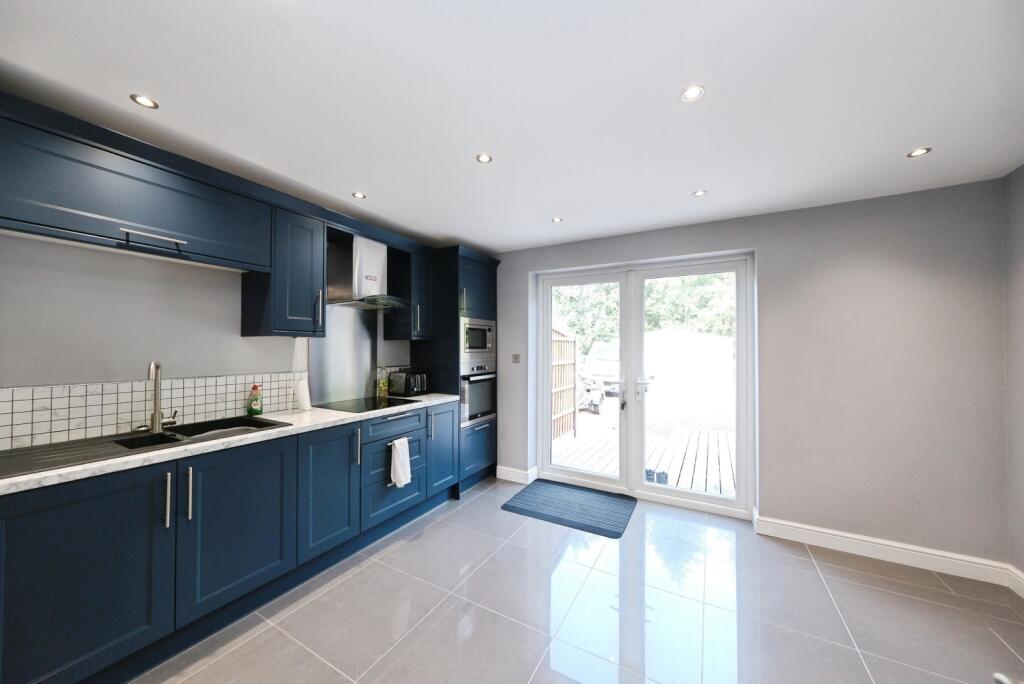 House in Nottingham - View 5