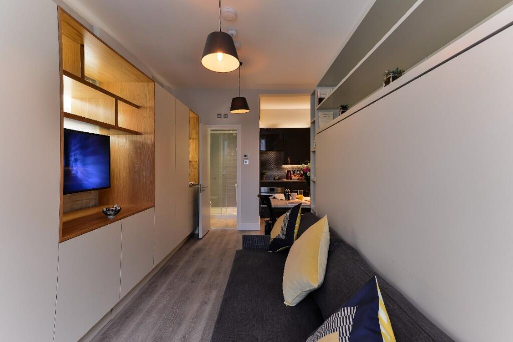 Studio flat for rent