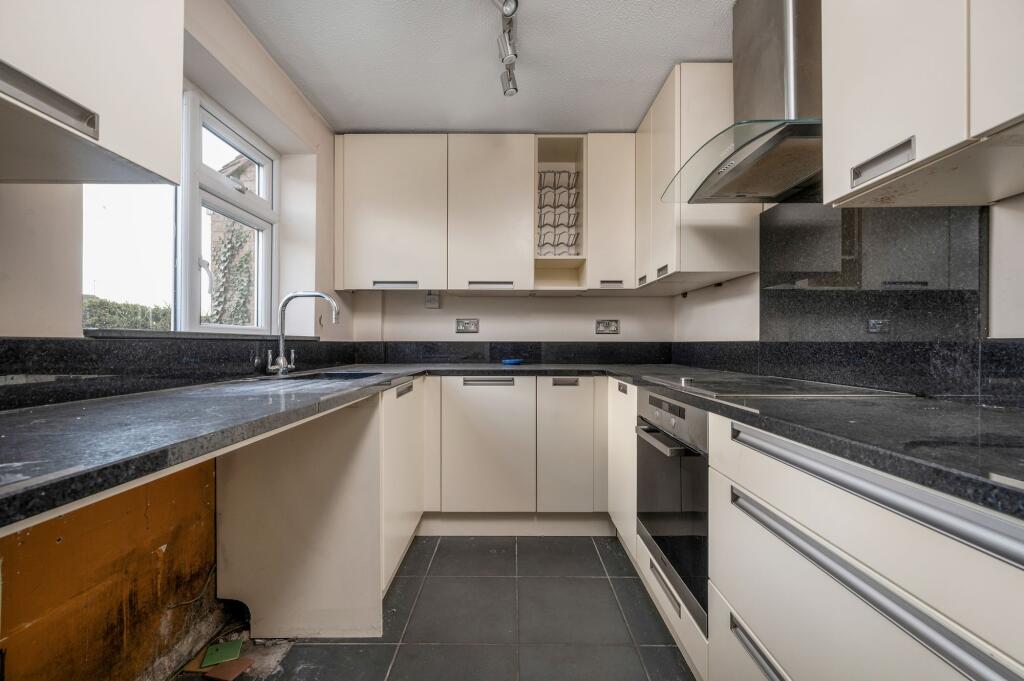Fitzwilliam Road, Stamford, PE9 photo 3