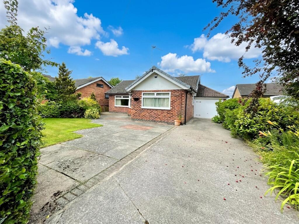 Main image of property: Common Lane, Lach Dennis, CW9