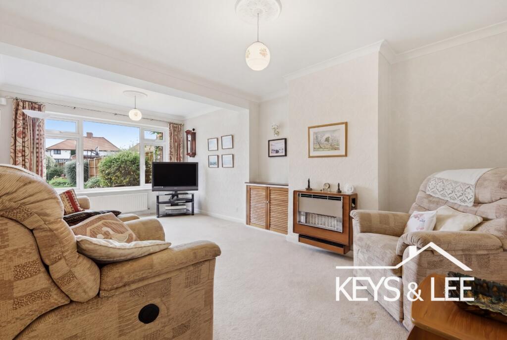 House in London, Collier Row - View 2