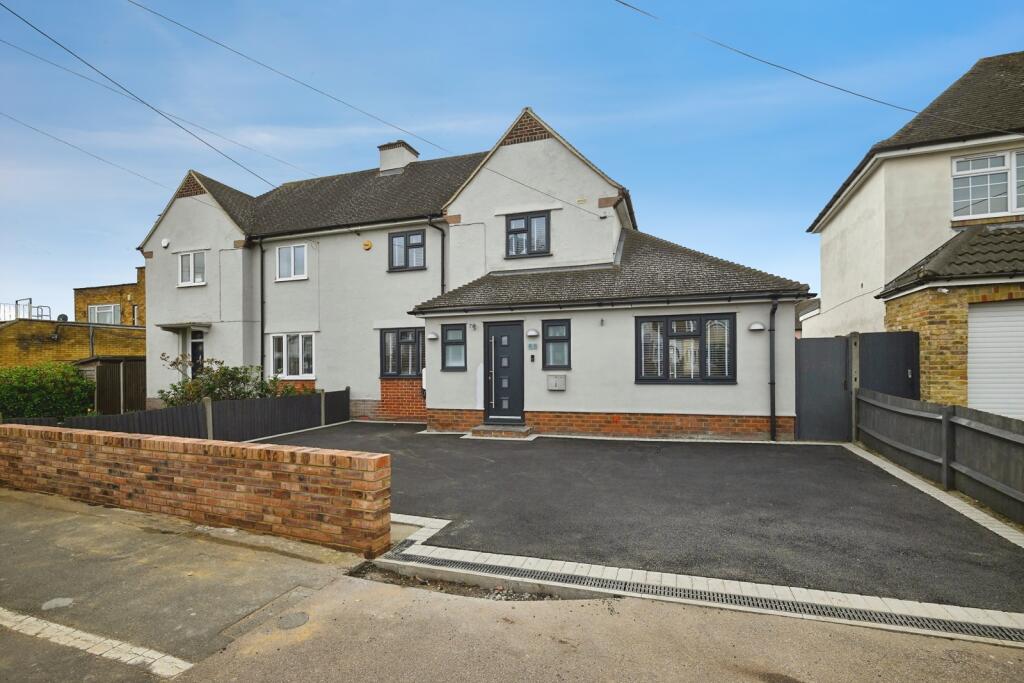 Main image of property: Hollywood Lane, Strood, ME3