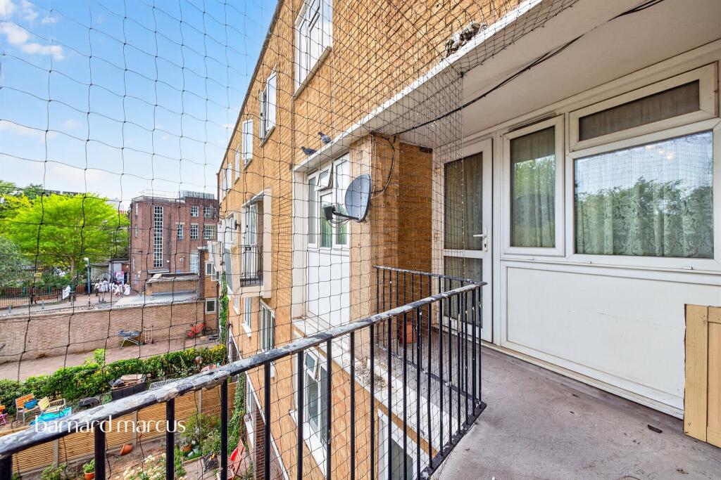 Apartment in London - View 5