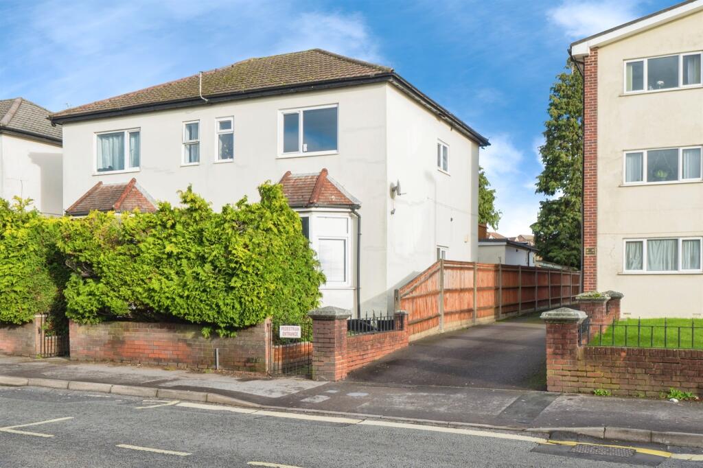 Main image of property: Shirley Road, Southampton
