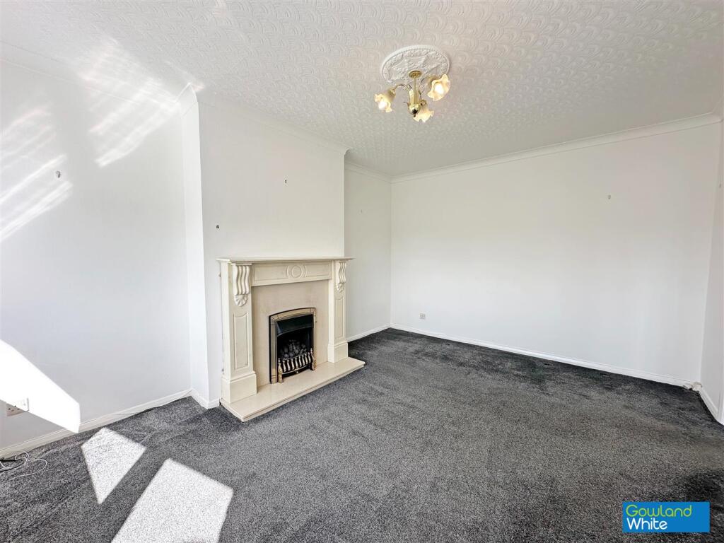 House in Stockton-on-Tees - More
