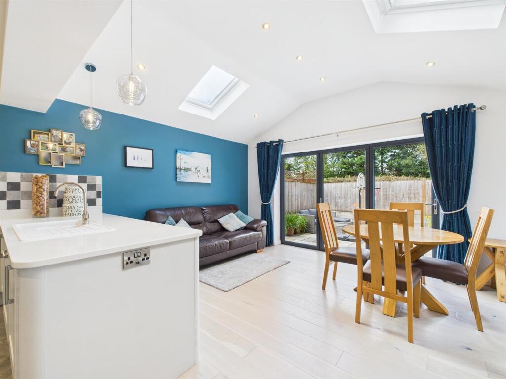 House in Derbyshire Dales, Brailsford - View 3