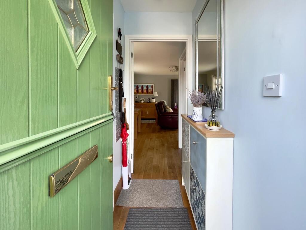 House in Dinas Powys, Vale of Glamorgan - View 2