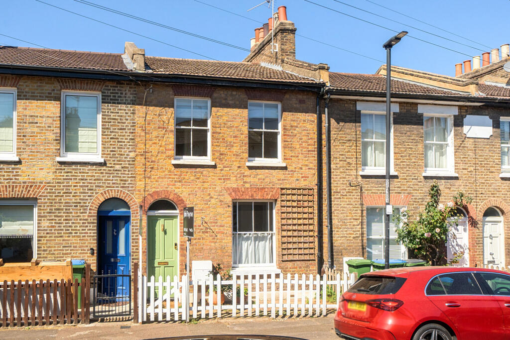 Main image of property: Reynolds Place, London