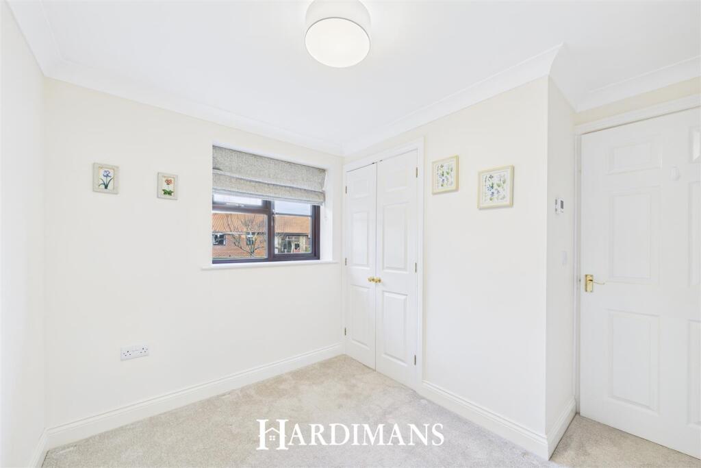 Chapel Road, Carlton Colville, Lowestoft photo 4