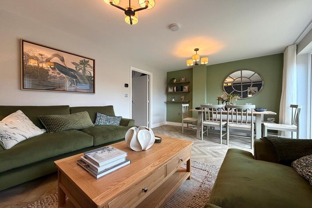 House in East Hampshire, Dukes Quarter, Whitehill - View 4