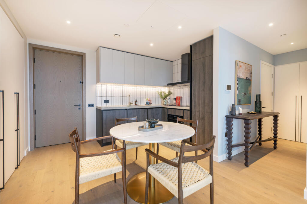 Apartment in London, Canada Water, Rotherhithe - More