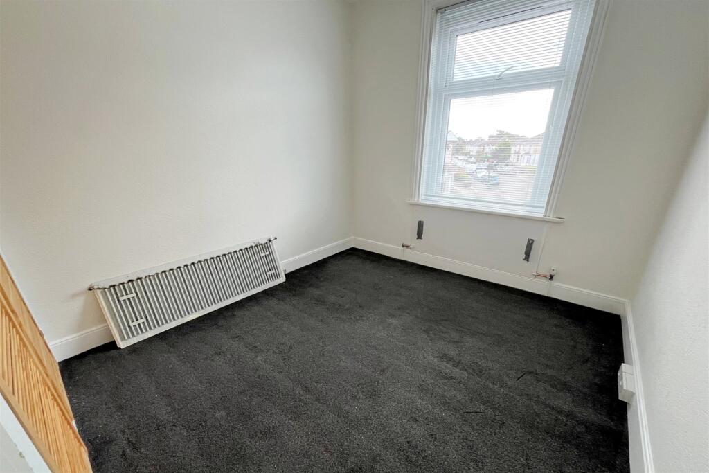 Apartment in Bournemouth - More
