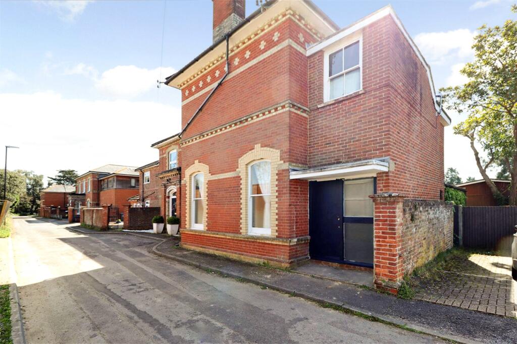 Main image of property: Cambrian House, Upper St. Johns Road, Burgess Hill, West Sussex, RH15