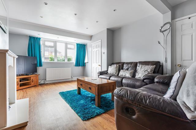 House in Berkshire - View 2