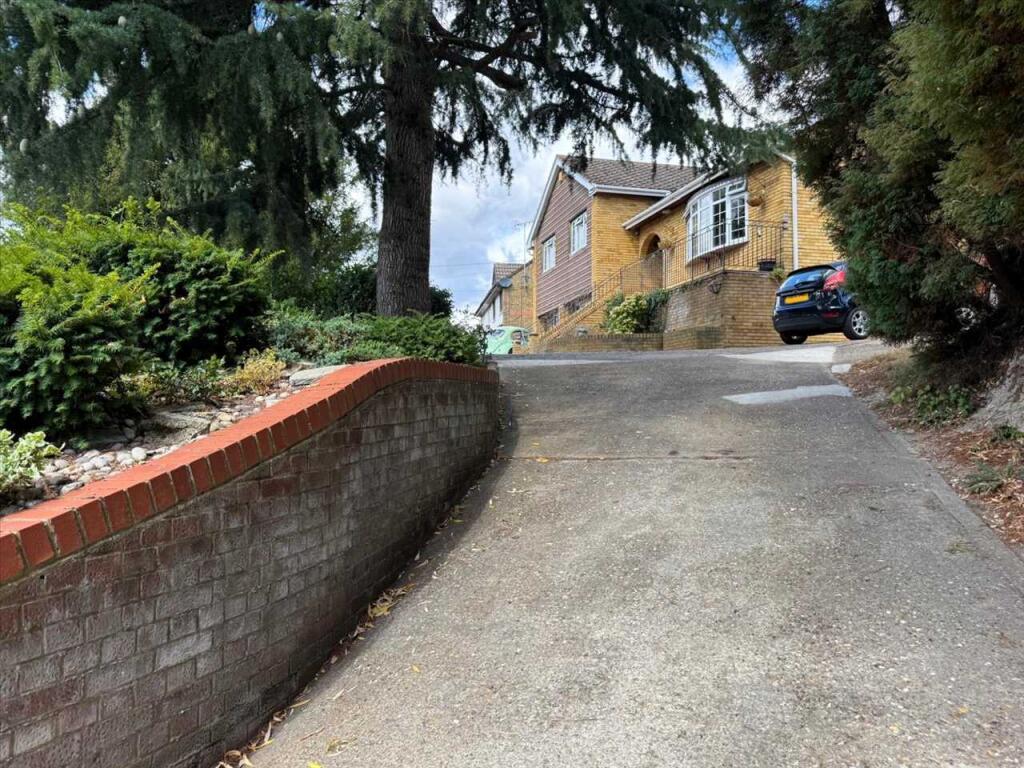 Rochester Road, Burham photo 2