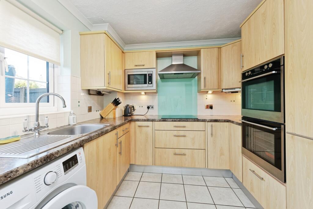 House in Thanet, Broadstairs and St Peters - View 5