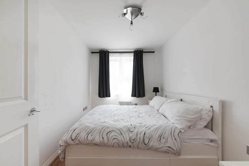 Apartment in London - View 5