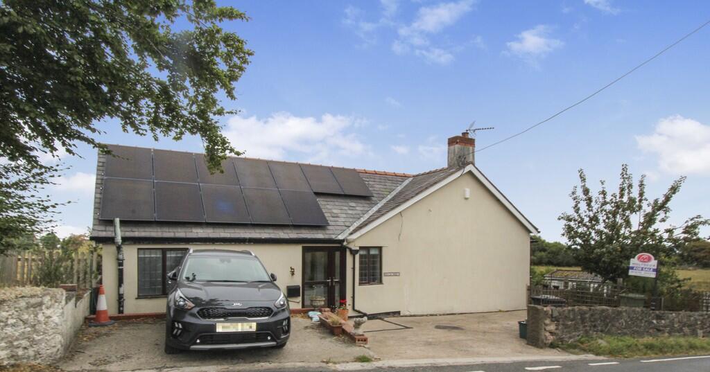Main image of property: Bwlchgwyn, Wrexham
