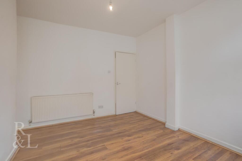 House in Nottingham, Nottinghamshire - View 4