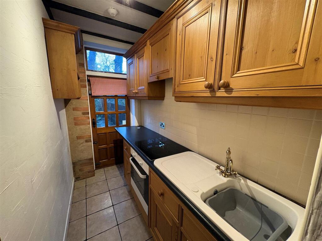 St. Marks Place, Low Moor photo 3