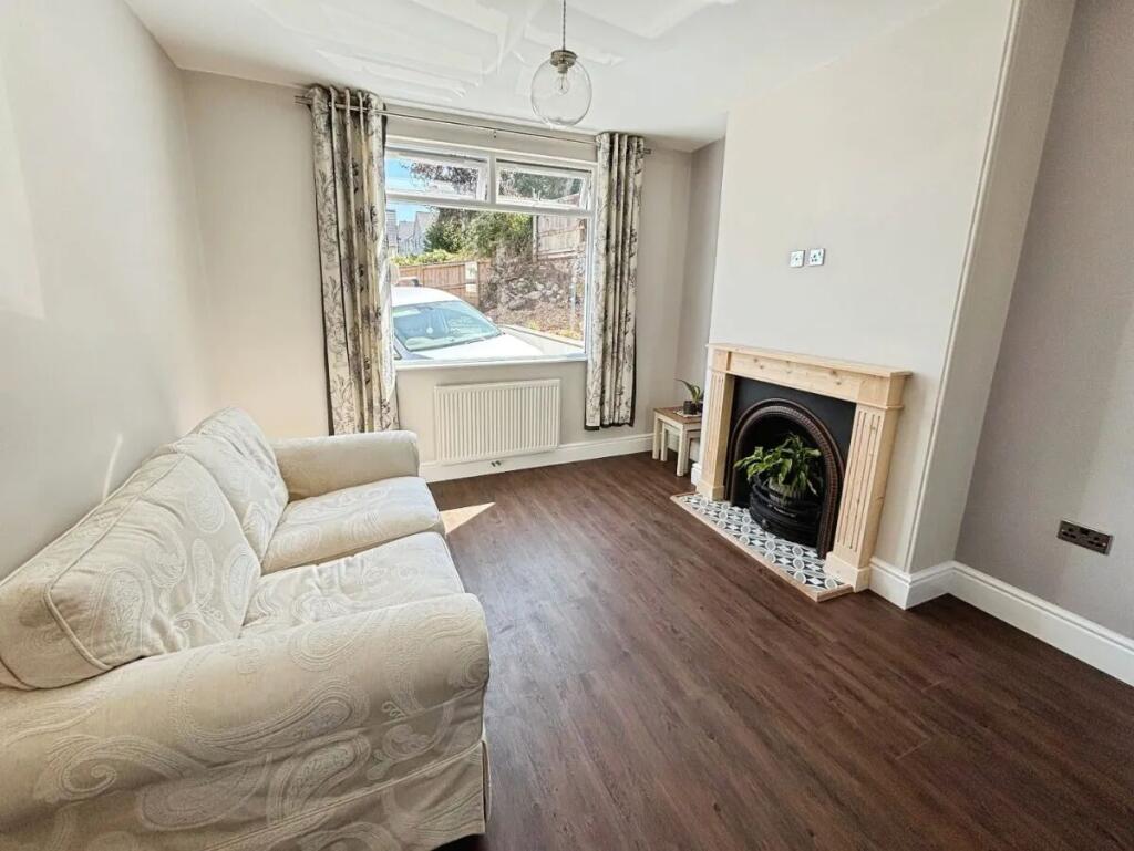 House in Teignbridge, Newton Abbot - View 2