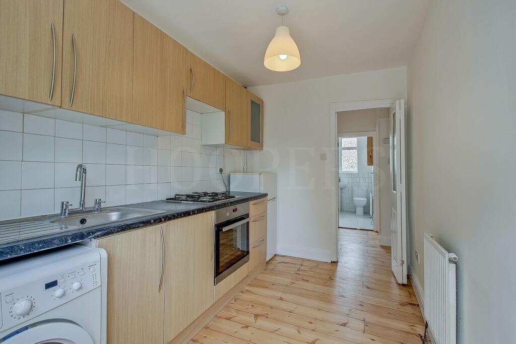 Apartment in London - More