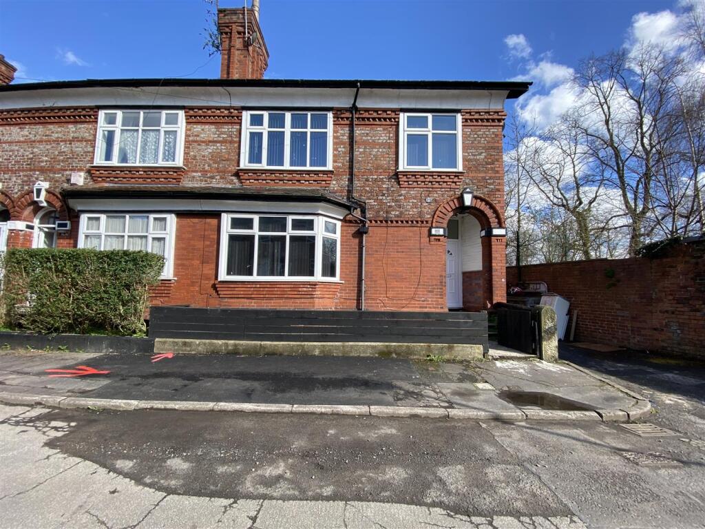 Main image of property: Ingoldsby Avenue, Chorlton-on-Medlock, £135pppw
