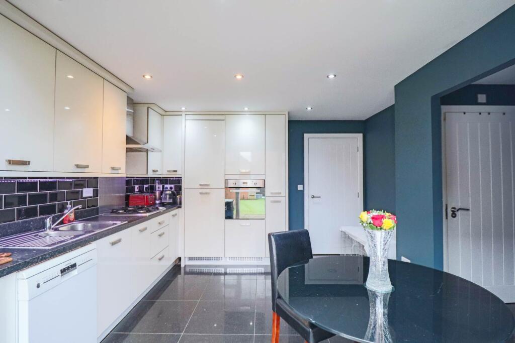 Wilson Gardens, West Wick - Superb Town House - View 5