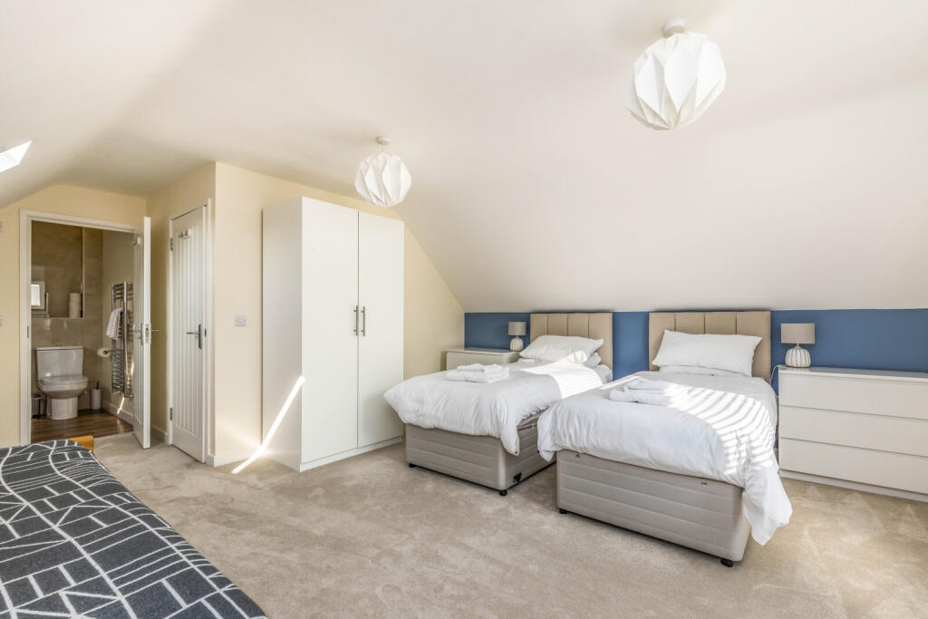 Apartment in Portsmouth - View 4
