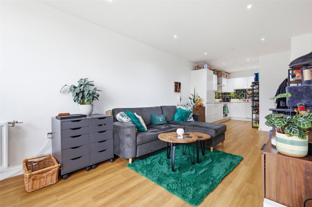 Main image of property: George Court, Gallions Reach, Newham, E16