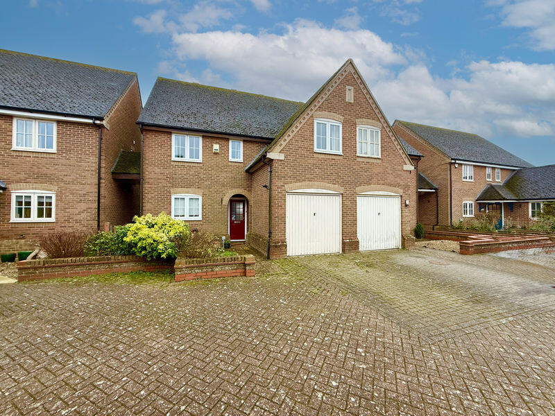 Main image of property: Nashs Farm, Aston Abbotts