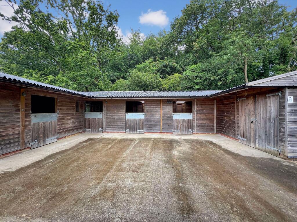 Oldlands Hill, Uckfield, TN22 - View 3