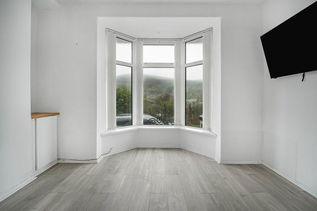 House in Cardiff, Aber Valley - View 4