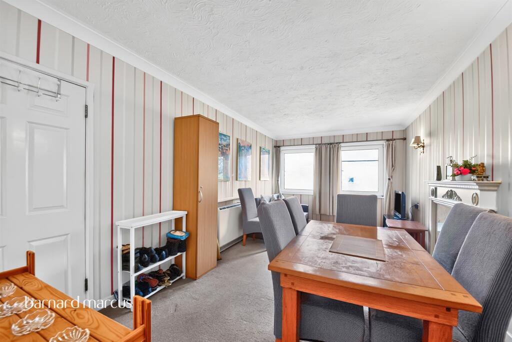 Apartment in London - View 4