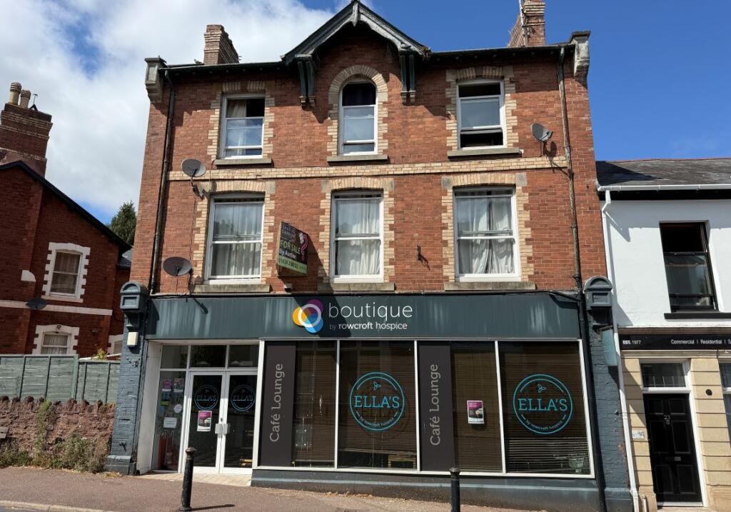 3-bed flat on Flat 3, 25 Walnut Road, Torquay, Torbay, TQ2 6HP, £35,000