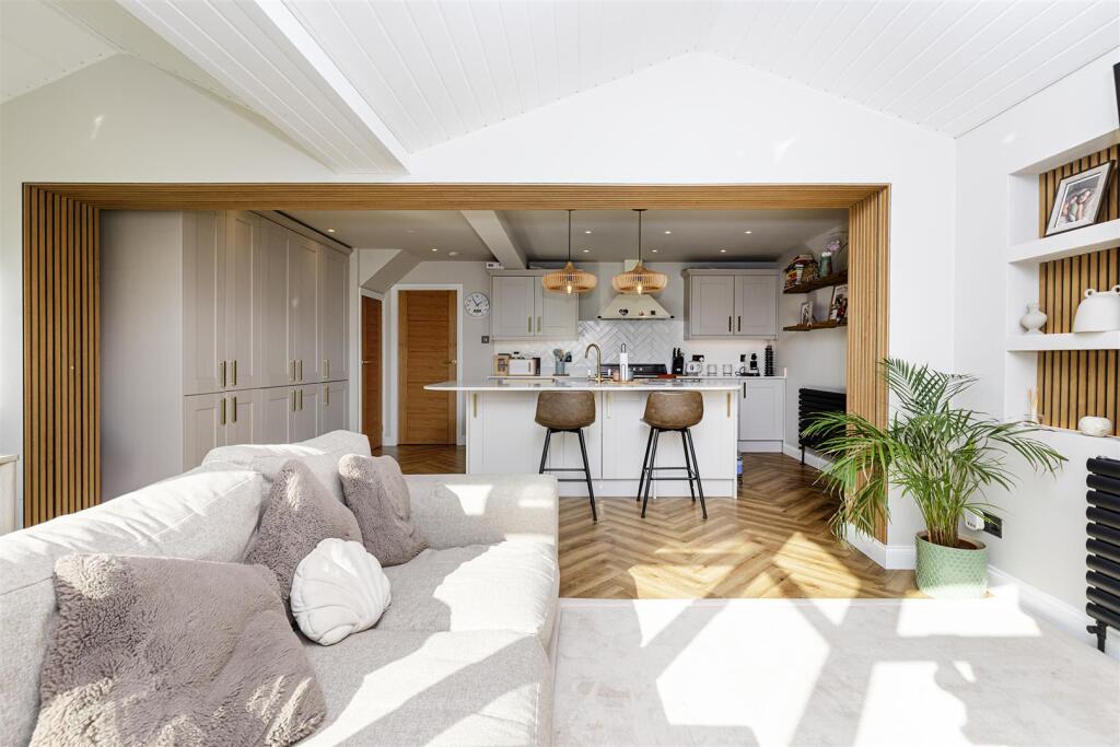 House in Kirklees, West Yorkshire - More
