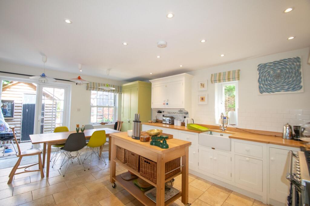 House in East Suffolk, Slaughden, Aldeburgh - More