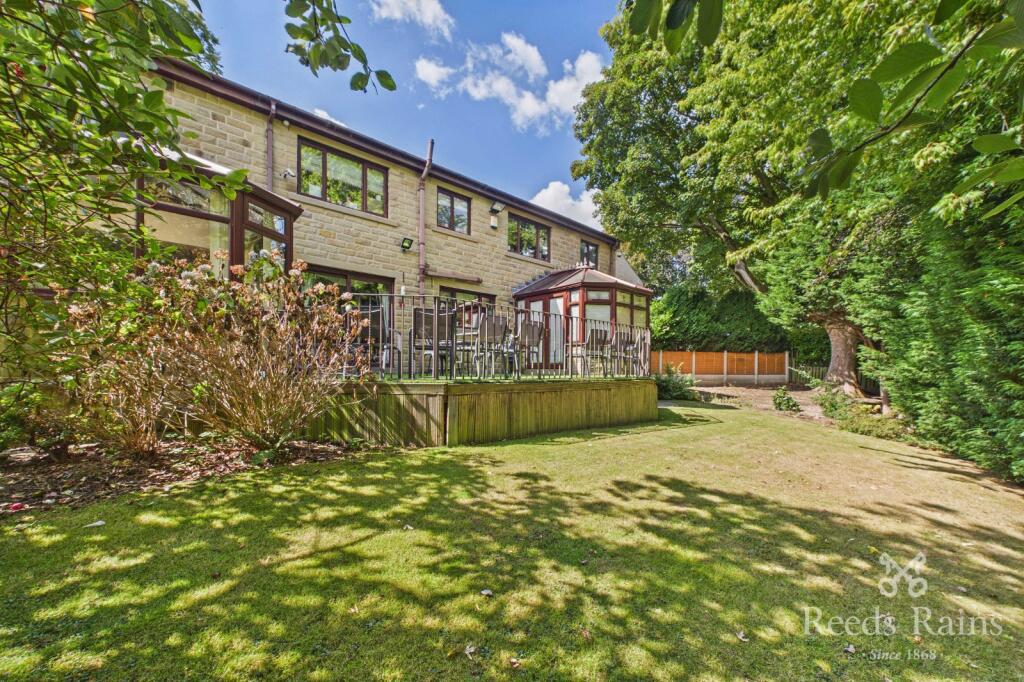 Hall Lee Fold, Lindley, Huddersfield, West Yorkshire, HD3 photo 4