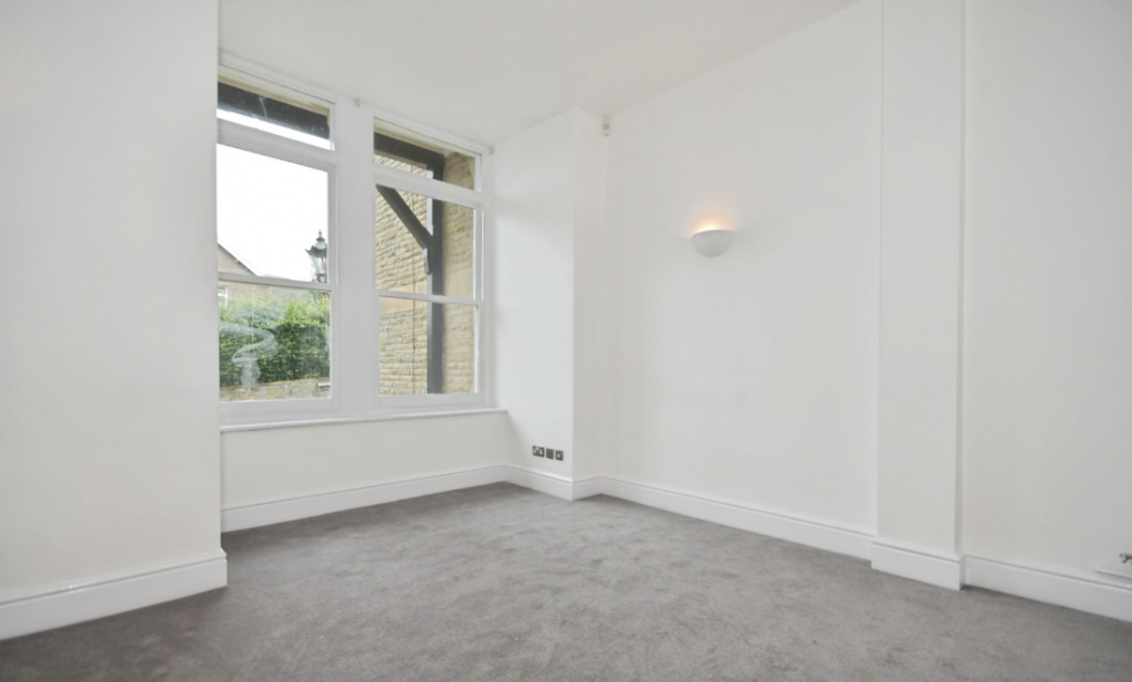 Apartment in Stockport - More