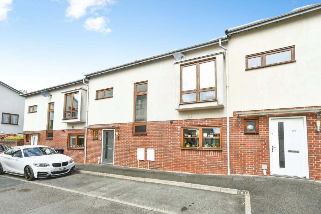 Main image of property: Great Mead, Chippenham, SN15