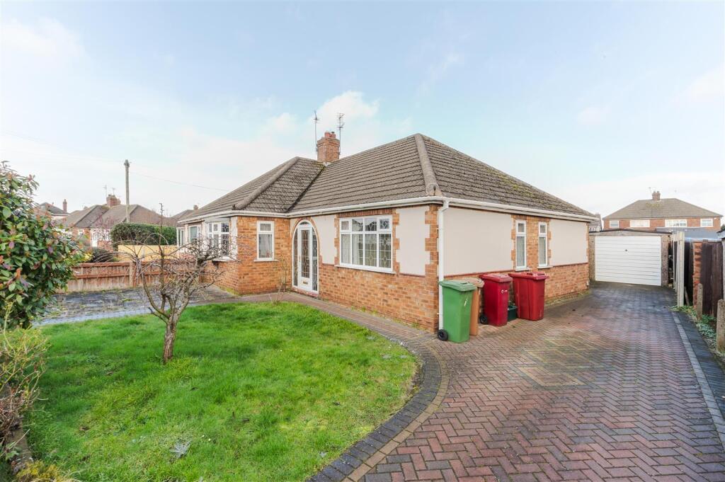 Main image of property: Lunedale Road, Scunthorpe