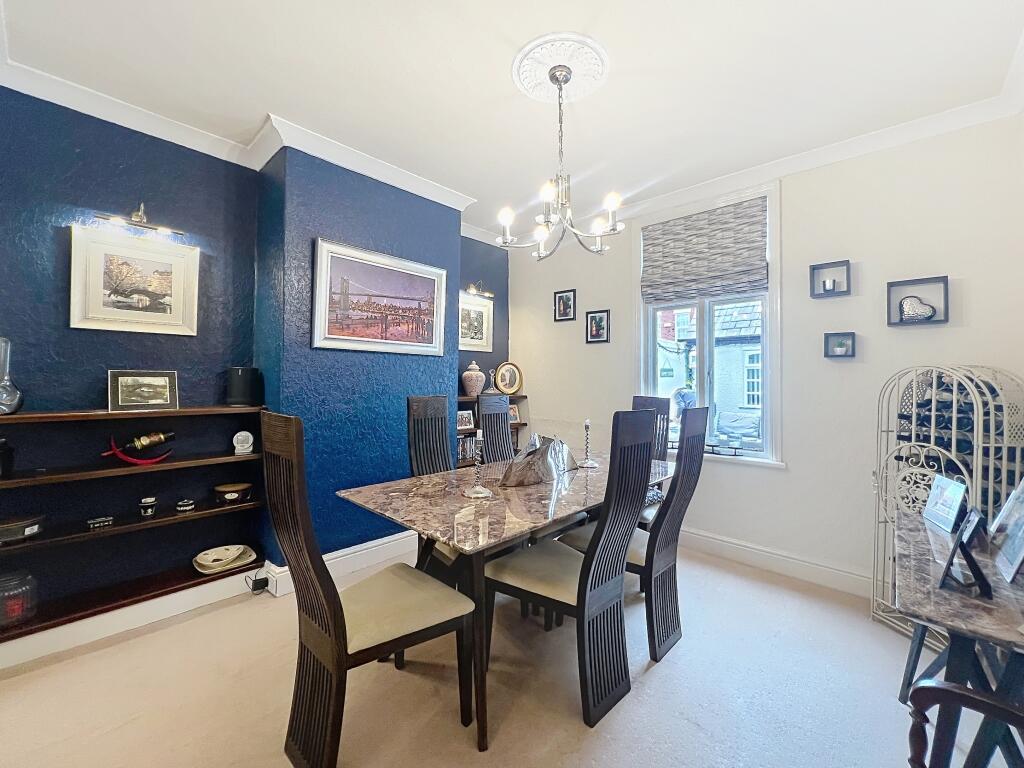 House in Sefton, Liverpool City Region - View 4