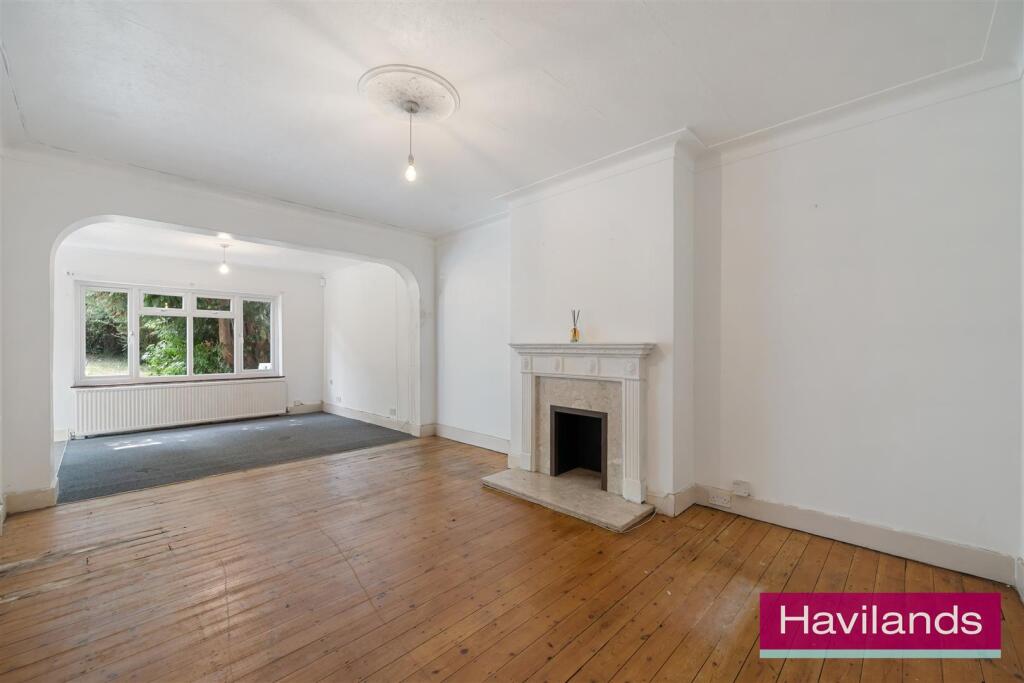 House in London - View 5