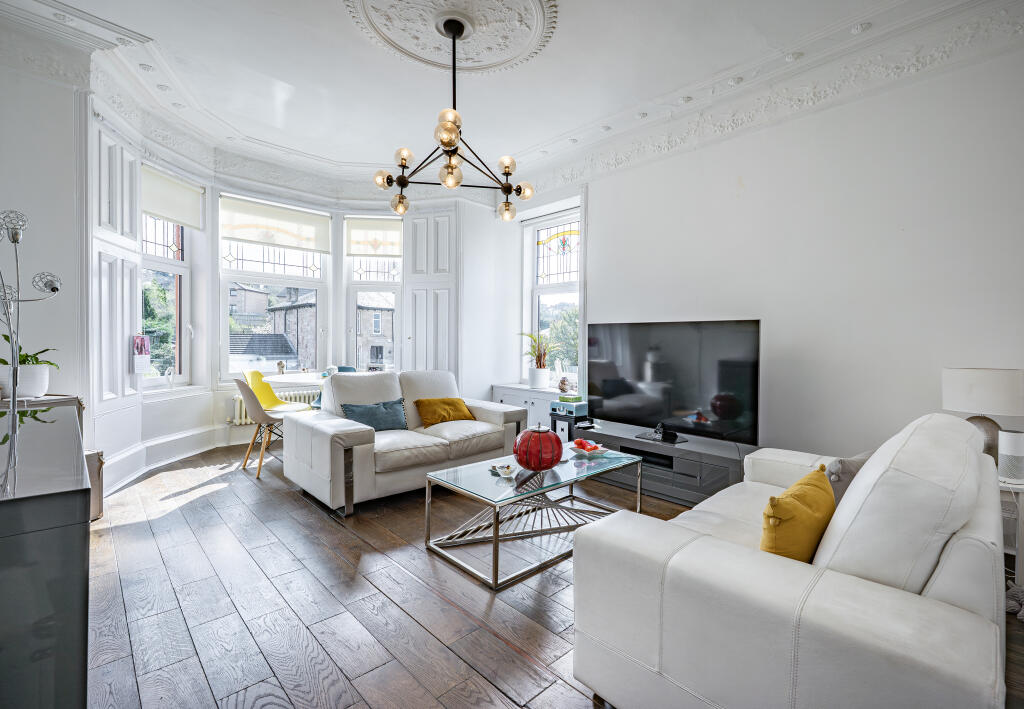 Apartment in Glasgow, South Lanarkshire - View 2