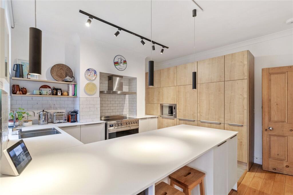 Ashfield Road, Altrincham, Greater Manchester, WA15 photo 3