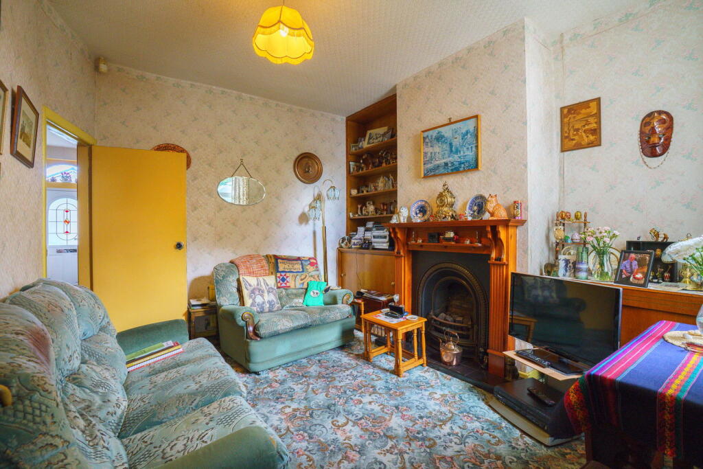 Upton Lane, Widnes photo 3