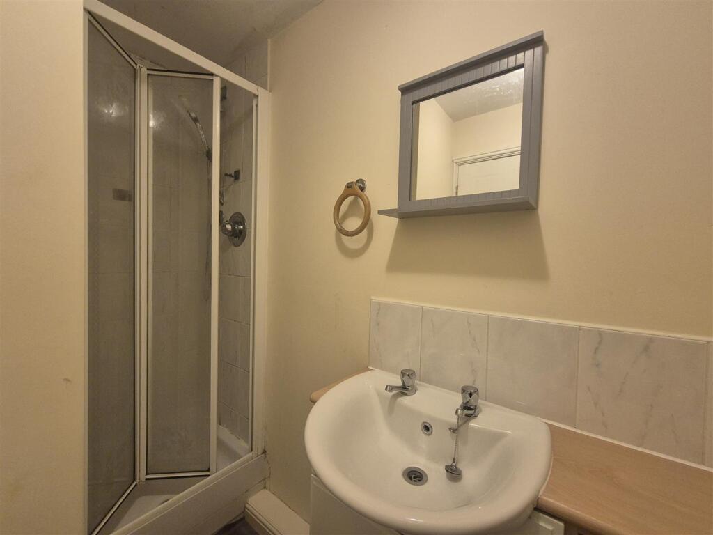 Additional image 5 of Slater Close, Cradley Heath